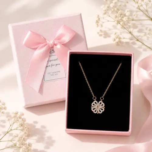 Magnetic Clover Heart Necklace – Rose Gold | 2 Way 4 Heart Necklace